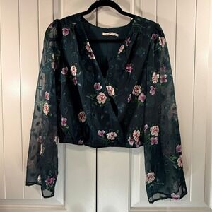 Me to We Floral Wrap Top Forest Green Pink Chiffon Bell Sleeve Blouse Small